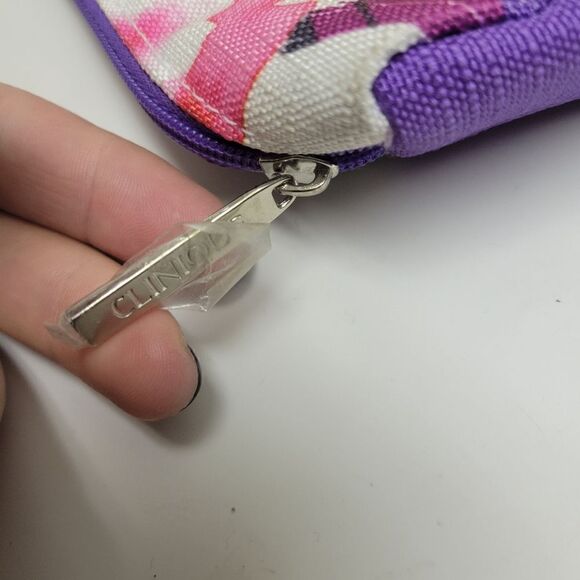 Clinique Floral New Cosmetics Bag - Picture 3 of 4